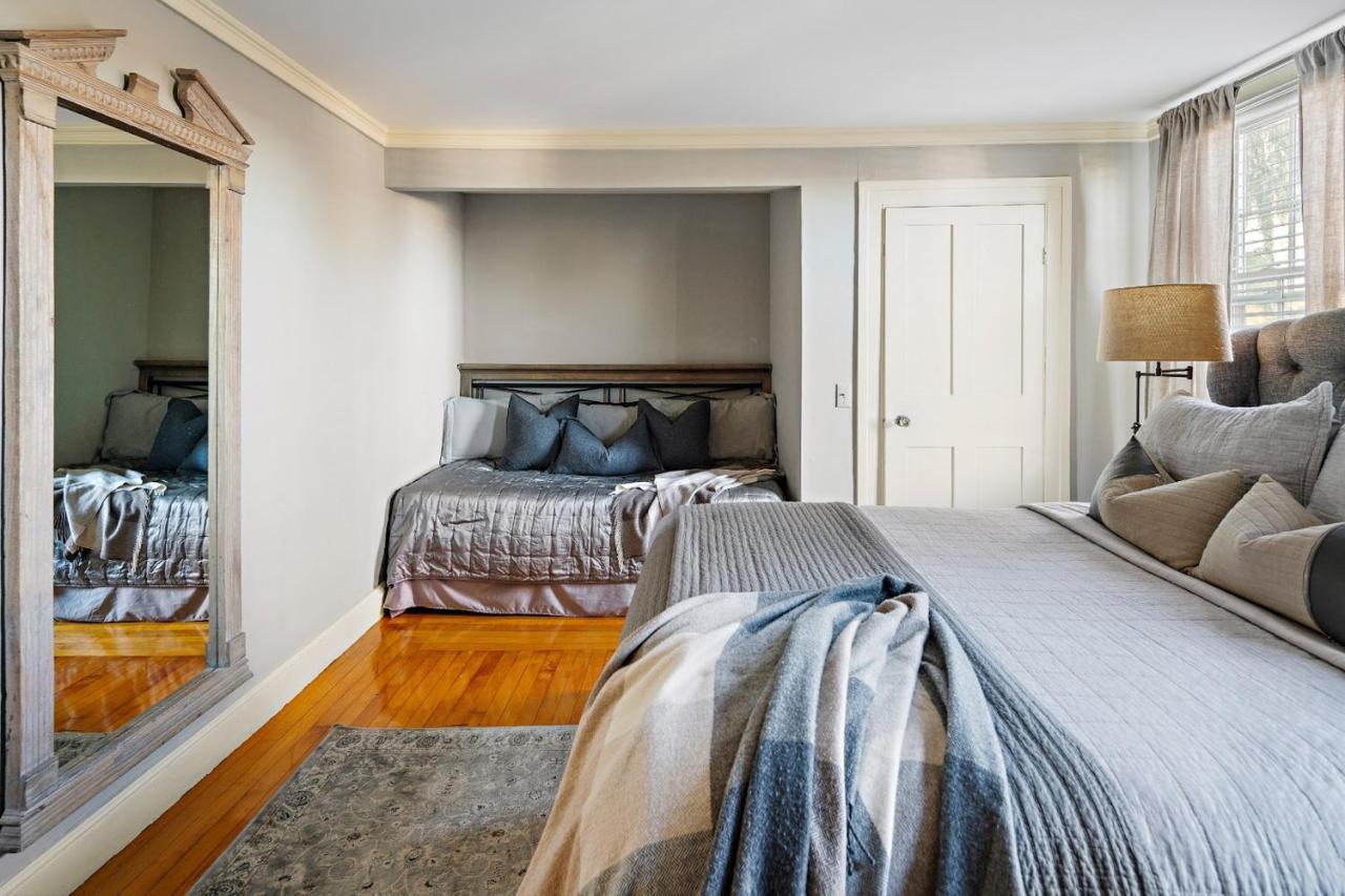 The Watson Boutique Bed And Breakfast Thompson Exterior photo